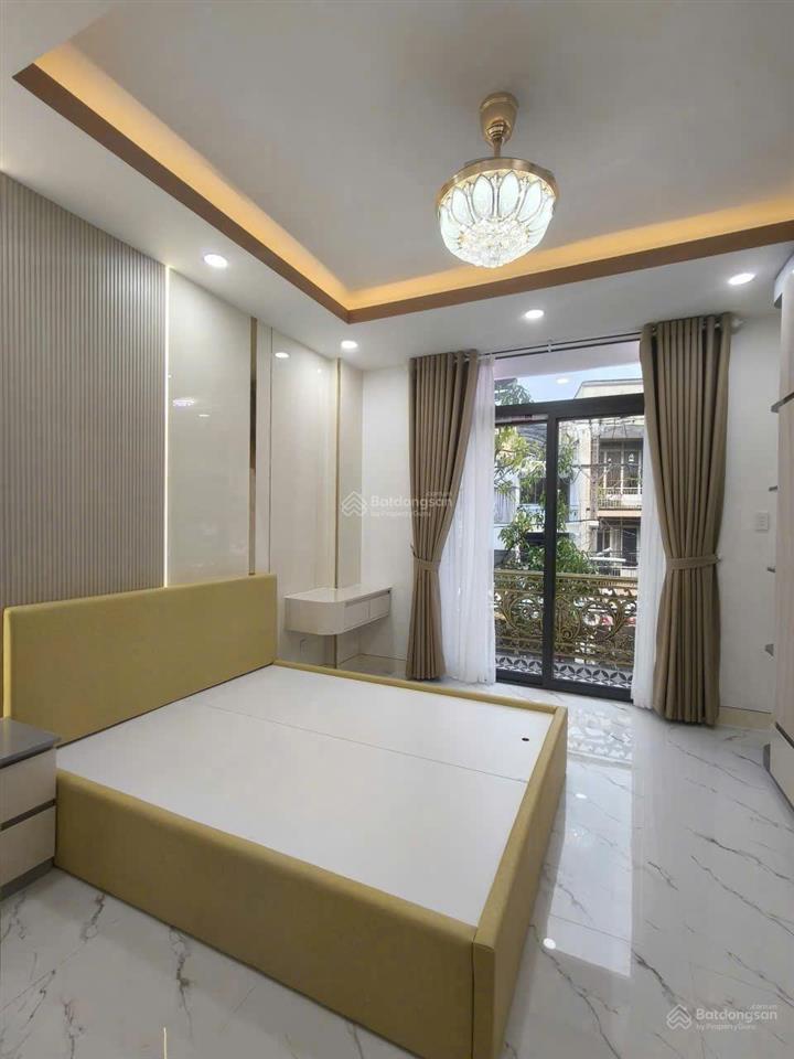 Bán nhà mặt tiền hưng phú p8 quận 8, 4x14m nở hậu, 4 tầng, 5pn, full nội thất, giá 17,8 tỷ