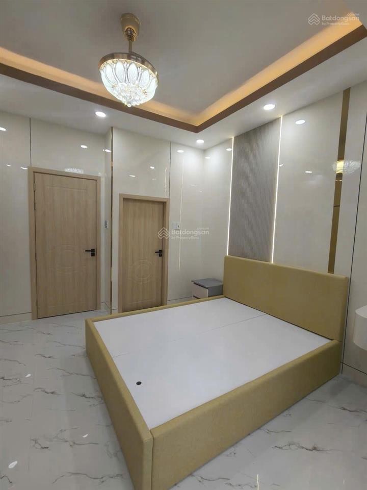 Bán nhà mặt tiền hưng phú p8 quận 8, 4x14m nở hậu, 4 tầng, 5pn, full nội thất, giá 17,8 tỷ