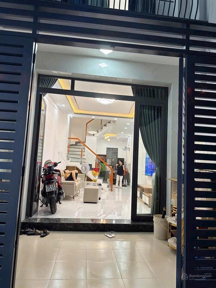 Chính chủ bán nhà âu dương lân, p.3, quận 8  hẻm gần 4m  4pn  giá chỉ 7,5 tỷ