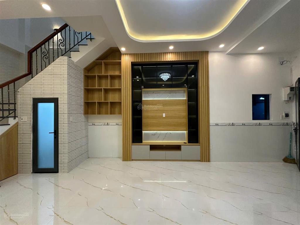 Nhà hẻm rộng bông sao  sau mặt tiền chỉ 1 căn  5pn  giá 7,28 tỷ tl