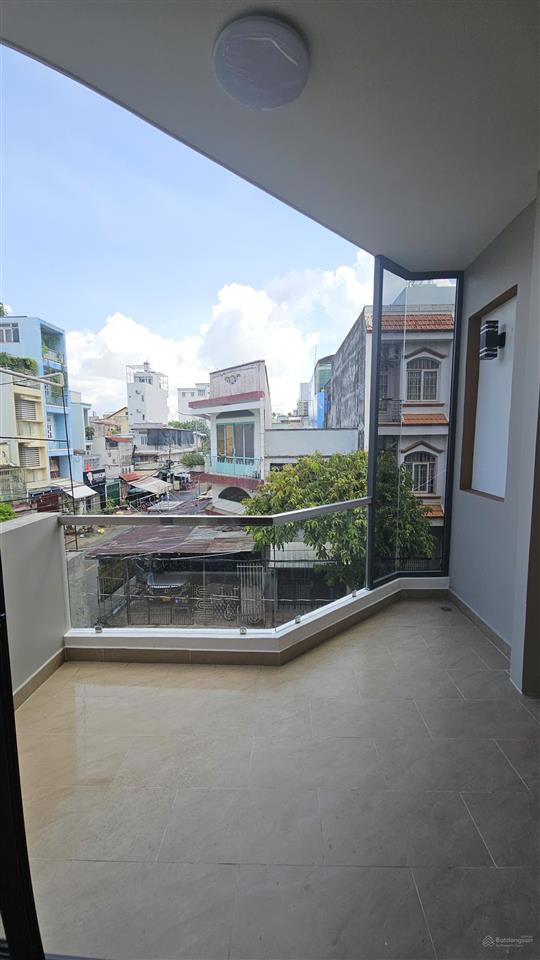 Bán nhà mặt tiền đường  p4, quận 8  gần cầu chánh hưng