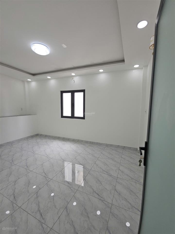 Bán nhà mai hắc đế, p.15, quận 8  5pn  hẻm gần 4m  giá 6,2 tỷ tl