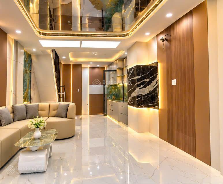 Nhà mới nội thất lung linh gần parc mall p4 q8, 4,1x10,5m, 3 tầng, 5pn, 6wc, sổ riêng 5,98 tỷ