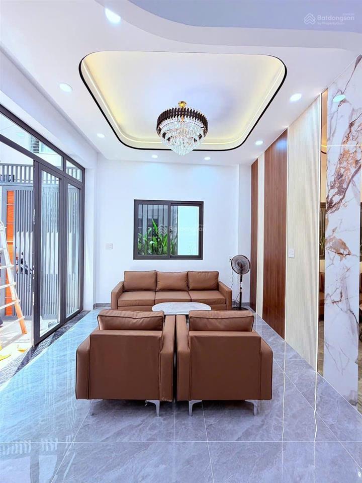 Nhà mới 4 tầng sau mt âu dương lân p3 q8, 7x7,5m, dt 52,5m2, sổ riêng, 7,6 tỷ