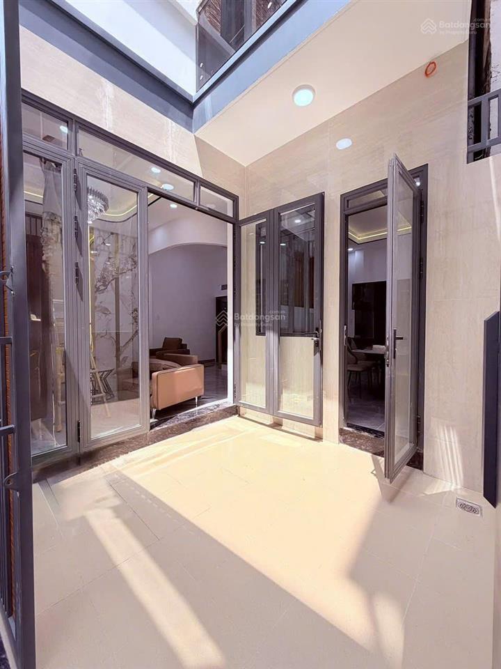 Nhà mới 4 tầng sau mt âu dương lân p3 q8, 7x7,5m, dt 52,5m2, sổ riêng, 7,6 tỷ