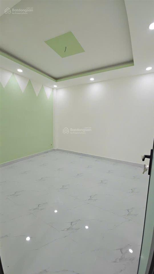 Nhà mới dương bá trạc phường 1 quận 8, 4.5x10m, 3 tầng, 4pn, shr hoàn công, giá 6.3 tỷ tl