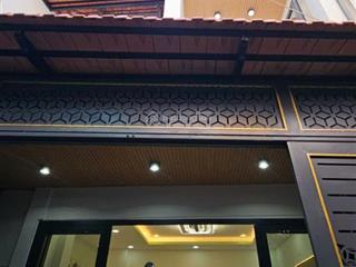 Giảm mạnh 150 triệu, nhà mới dương bá trạc p1 q8, 4.5x10m, 3 tầng, 4pn, shr, giá 6.15 tỷ