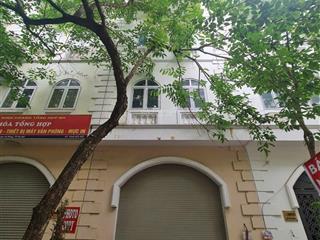 Bán liền kề đô nghĩa  hà đông, 75m2  tn, 4t xây thô, giá 14.xtỷ có tl.  0936 846 *** gặp hạnh