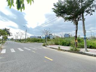 Cần bán đất biệt thự đường nguyễn đình thi ( dt  525 m2 )  hoà xuân , đà nẵng .