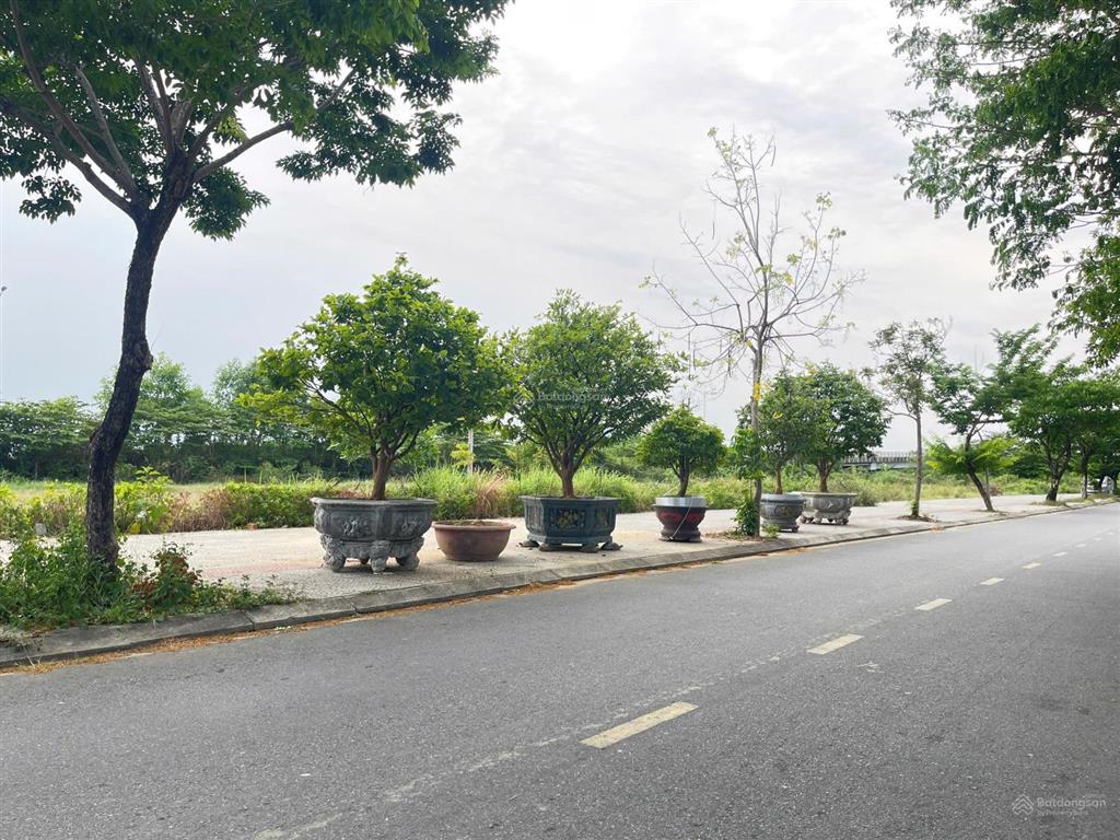 Cần bán đất biệt thự đường tôn thất dương kỵ ( tây nam )  hoà xuân .