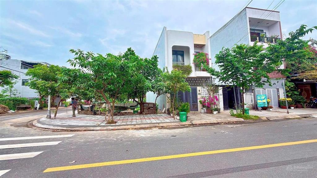 Cần bán góc 2mt đường kha vạn cân và nguyễn văn tỵ ( dt  166 m2 )  hoà xuân , đà nẵng .