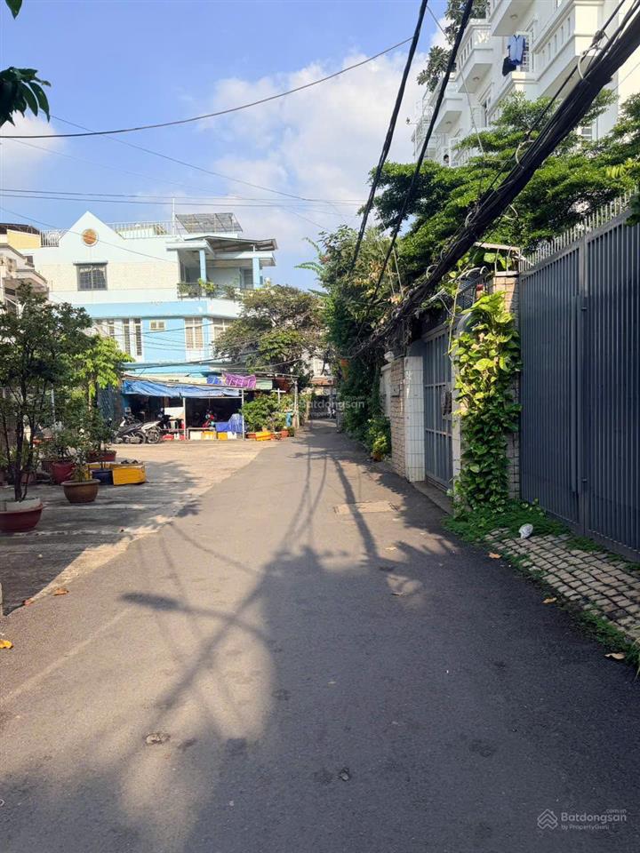 Bán nhà phố lê quang định bình thạnh | hđ thuê 50 triệu/tháng | giá 17,5 tỷ