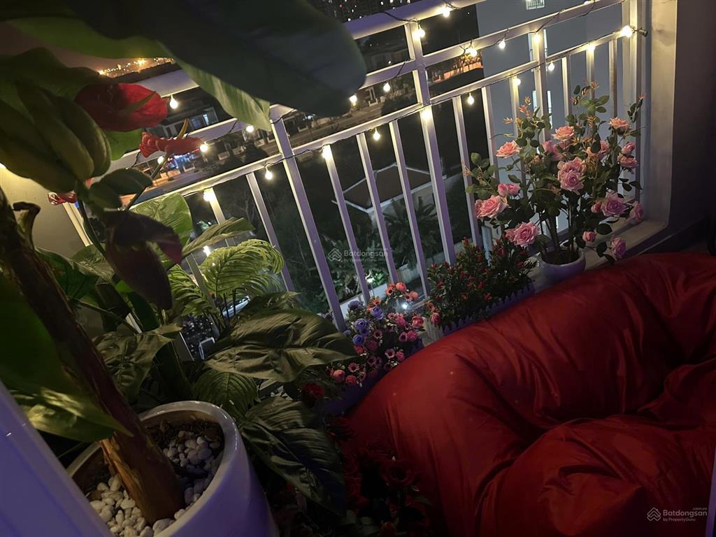 Bán căn 3 phòng ngủ full nội thất xịn chửng cư eastern sổ hồng sẵn, ngay gần the global city.