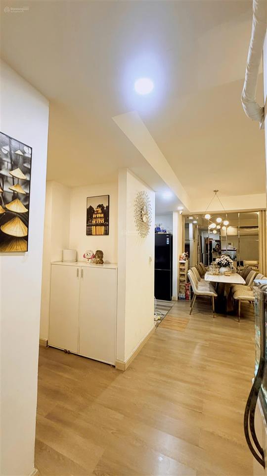 Bán căn 3 phòng ngủ full nội thất xịn chửng cư eastern sổ hồng sẵn, ngay gần the global city.