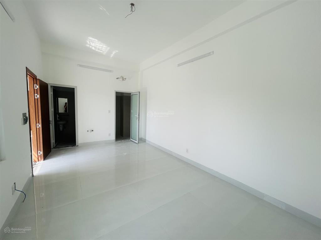 Cho thuê nhà 3 tầng mới nguyên mặt tiền đường đình phong phú, phước long b, q9 cũ