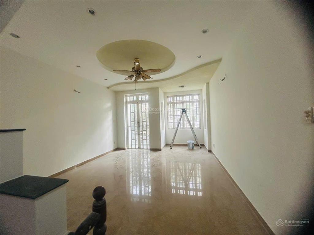Cho thuê nhà phố 4 tầng phước long b, q9 vào ở liền nhà mới sơn sửa