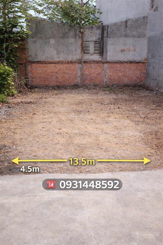 Hot. duy nhất lô diện tích 61m2 ngang 4.5m cần bán gấp giá tốt nhất . đường trương văn hải. q9