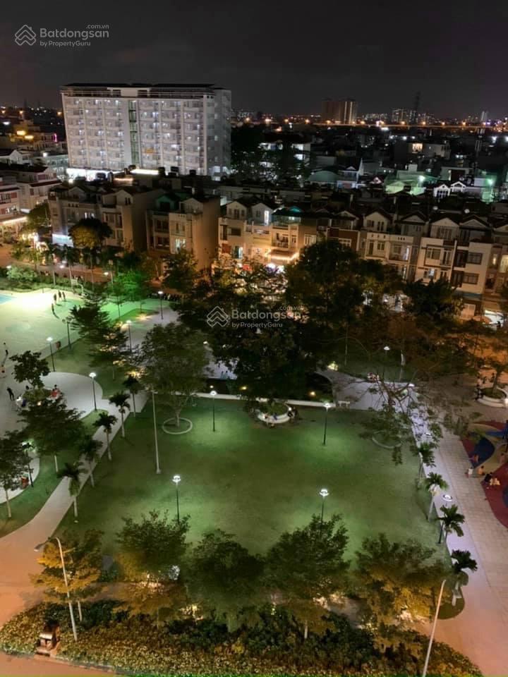 Hót. căn hộ chung cư 9 view căn góc 3pn thoáng mát. cần bán nhanh giá 4.1 tỷ