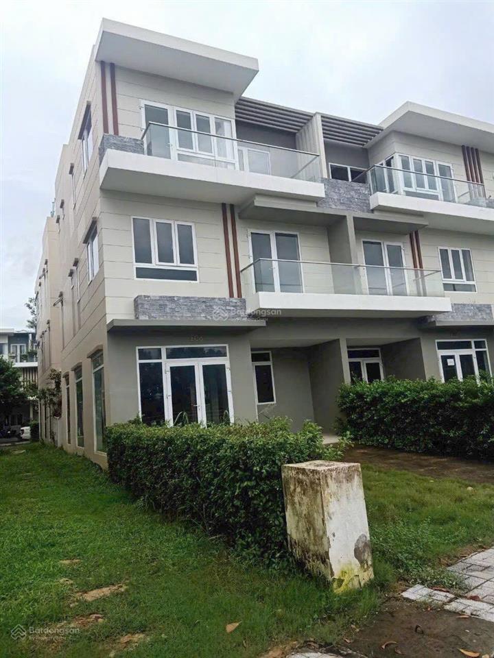 Căn góc view sông. khu dân cư riovista phước long b, tp thủ đức (q9 cũ)