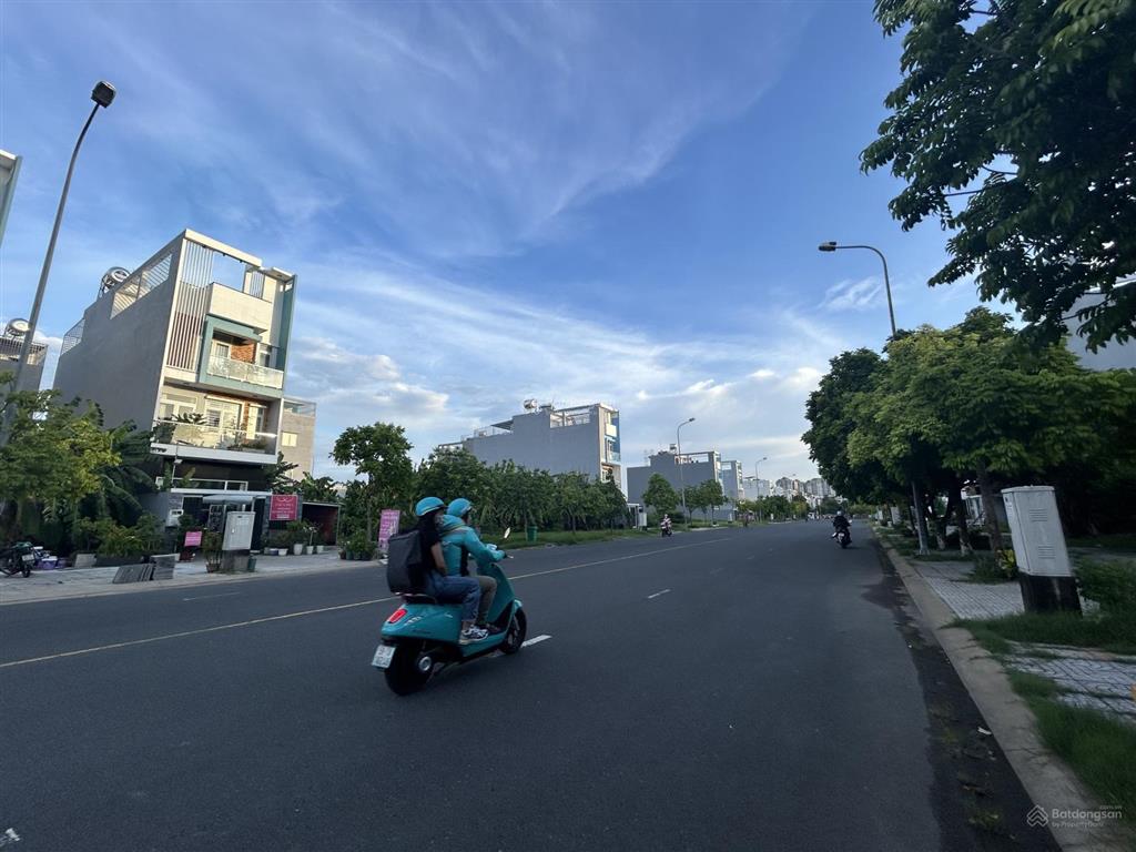 Bán lô góc 2 mặt tiền khu dân cư thiên lý, phước long b, tp thủ đức