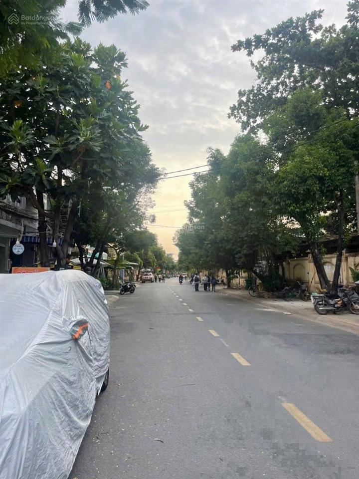 Giảm giá. bán lô đất mặt tiền đường số 3, phước bình, q9 cũ gần the global city
