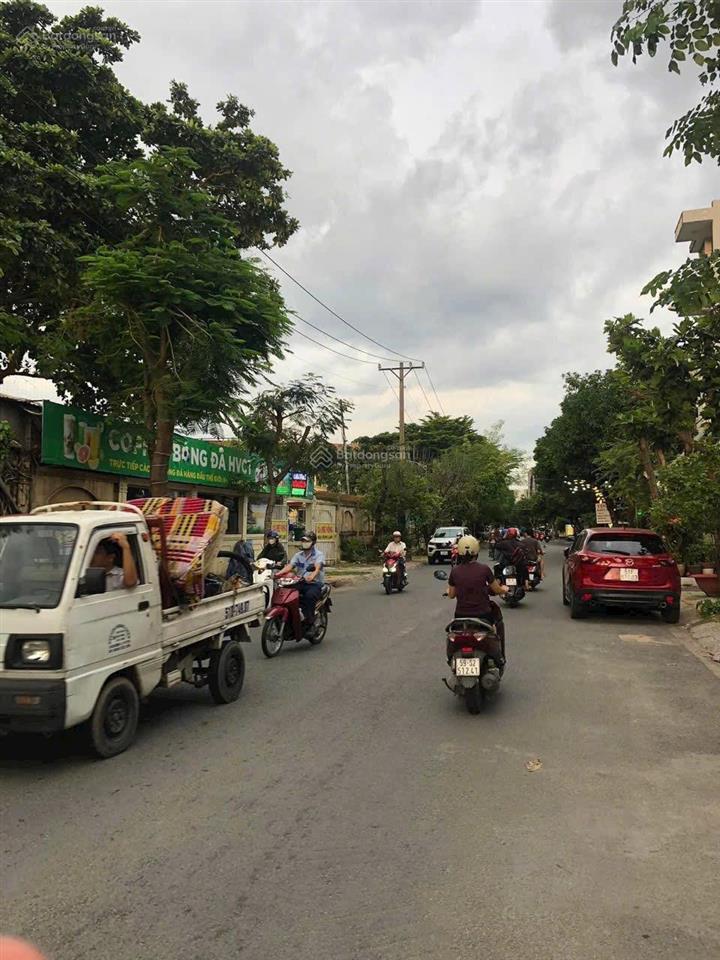 Giảm giá. bán lô đất mặt tiền đường số 3, phước bình, q9 cũ gần the global city