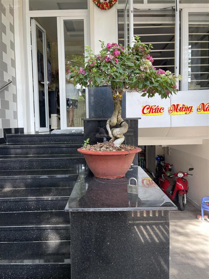 Bán nhà phố kinh doanh kdc kim sơn, p tân phong q7