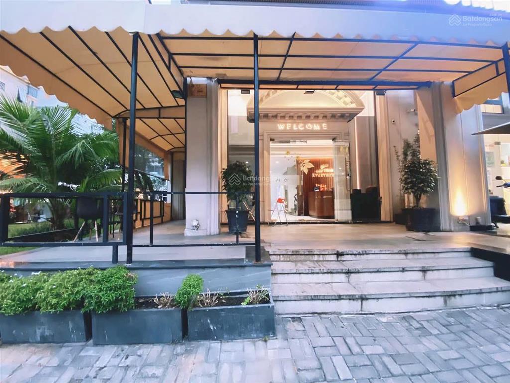 Bán nhà phố thương mại khu hưng gia  phú mỹ hưng quận 7