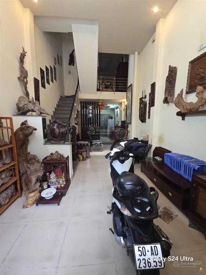 Nhà 1/ đường số 11, p.bình hưng hoà, dt 8x17m, nhà c4. hẻm 6m thông