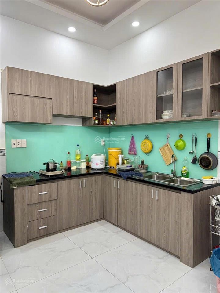 Mặt tiền đường số 11 p.bhh.dt4x15m, trệt + lầu.đường nhựa 8m thông