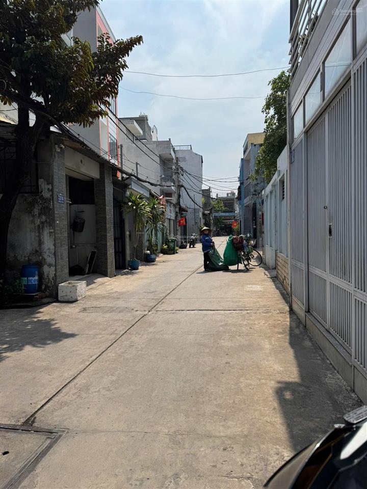 Nhà 1/đường số 8, p. bình hưng hòa, bình tân. dt 4x16m, nhà c4. hẻm 6m thông