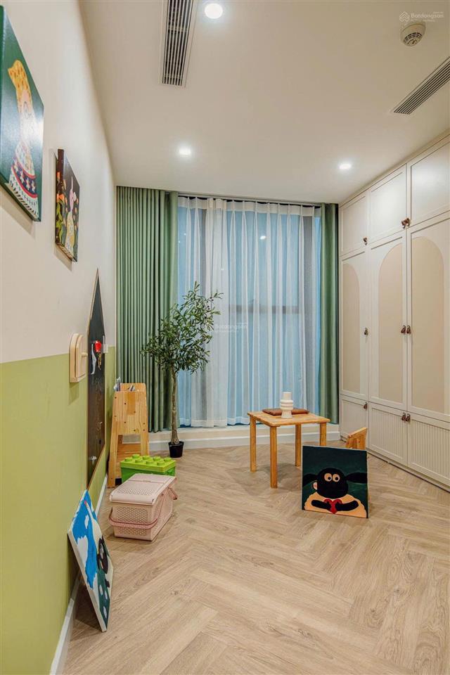 Chính chủ bán căn 2pn 84m2 và 3pn 99m tại cc sunshine riverside view sông hồng  0818 111 ***