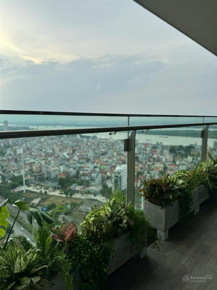 Cần bán gấp căn 3pn 162m view sông hồng, cầu nhật tân tại cc sunshine golden river  0818 111 ***