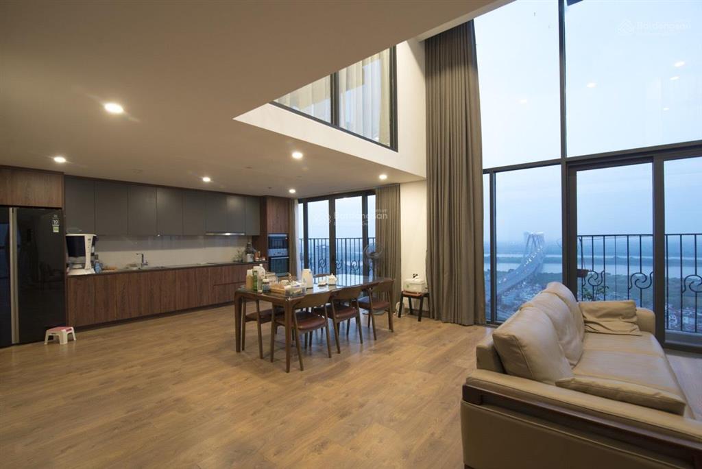 Cần bán gấp căn queen rộng 160m2 view hồ tây + sông hồng tại cc pentstudio  0818 111 ***