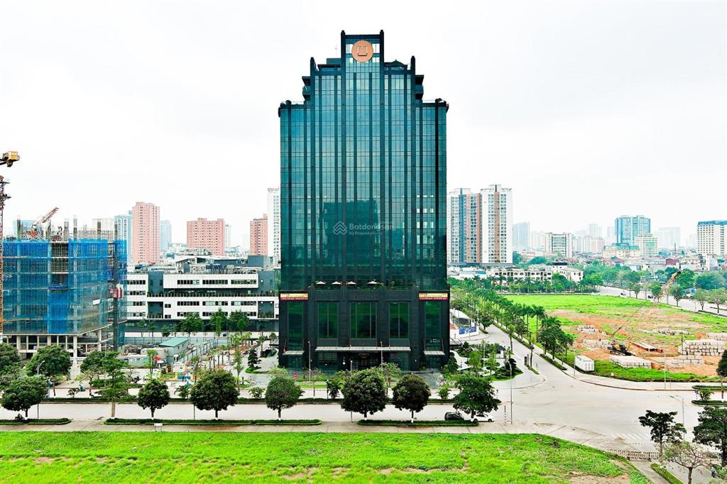 Cho thuê sàn văn phòng hạng a từ 400900m²/sàn tại tòa oriental square kđt starlake  0818 111 ***