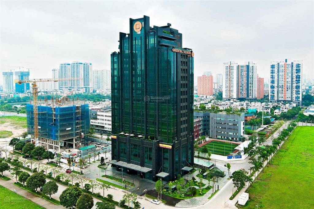 Cho thuê sàn văn phòng hạng a từ 400900m²/sàn tại tòa oriental square kđt starlake  0818 111 ***