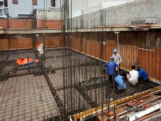 Bán gấp căn nhà 3 tầng lô góc đối diện công viên dự án kdc an thịnh, bà điểm, hóc môn