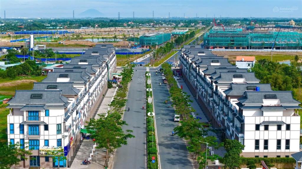 Bán biệt thự vinhomes green city, 3,2 tỷ, 75m2, 6pn, 6wc, tặng xe vf3 trị giá 290tr, phố nhật bản