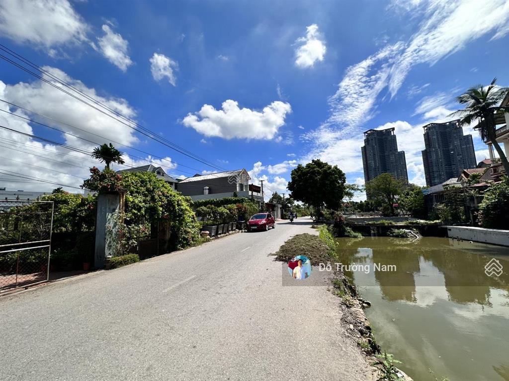 Hàng hiếm! view hồ, kinh doanh, ngay sát ecopark, 95m2, mặt tiền 6.1m, full thổ cư tại phụng công