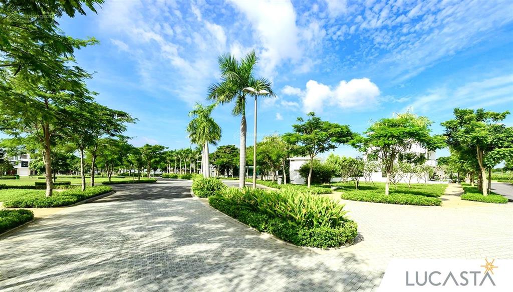 Giỏ hàng rẻ nhất biệt thự ven sông lucasta khang điền từ 24 tỷ. dt ngang 10m dài 17,5m . sổ sẵn