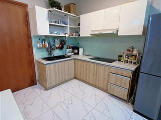 Chủ cần bán gấp block a, căn 2pn, 2wc. full nội thất, tầng trung thoáng mát. giá chỉ 3.8 tỷ tl