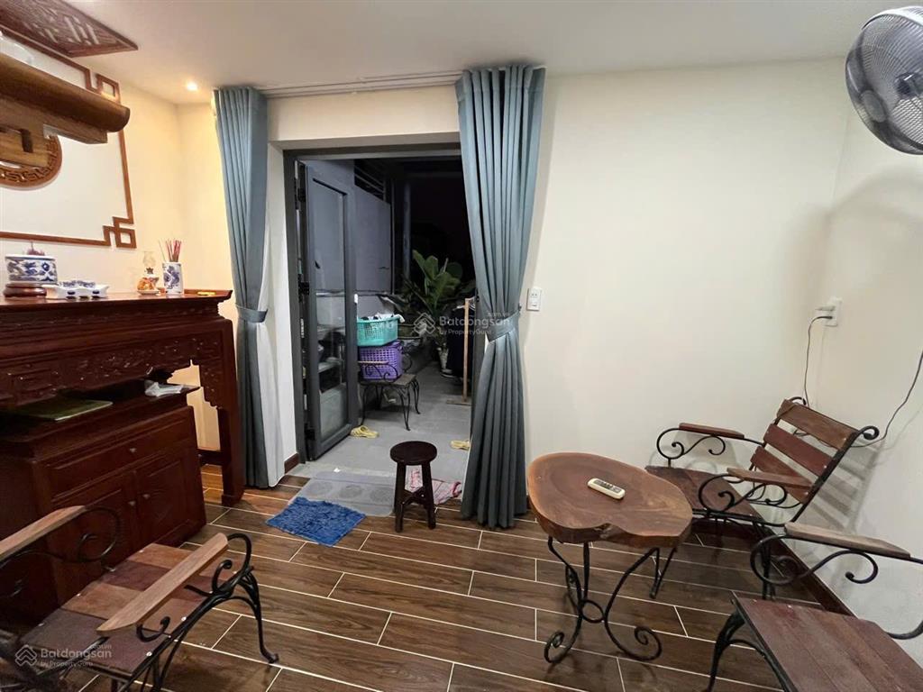 Chủ ngộp cần bán nhà 80m², 3 tầng 4pn mới đẹp full nội thất, có phòng ngủ tầng trệt, hxh. chỉ 8 tỷ