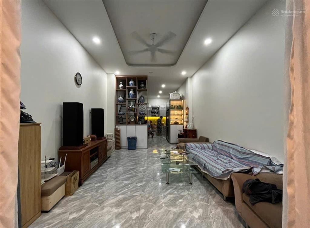 Chủ ngộp cần bán nhà 80m², 3 tầng 4pn mới đẹp full nội thất, có phòng ngủ tầng trệt, hxh. chỉ 8 tỷ