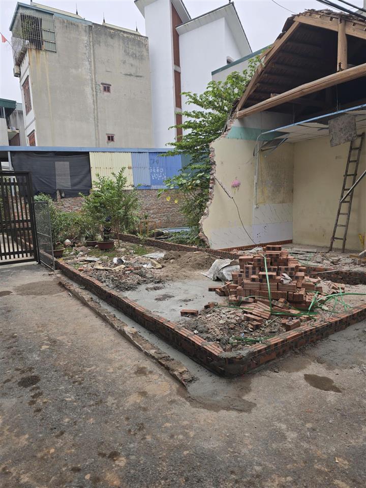 Bán đất ngã tư trôi 53m2 lô góc 2 mặt thoáng, ô tô đỗ cửa, nở hậu cách chợ giang xá chỉ 30m