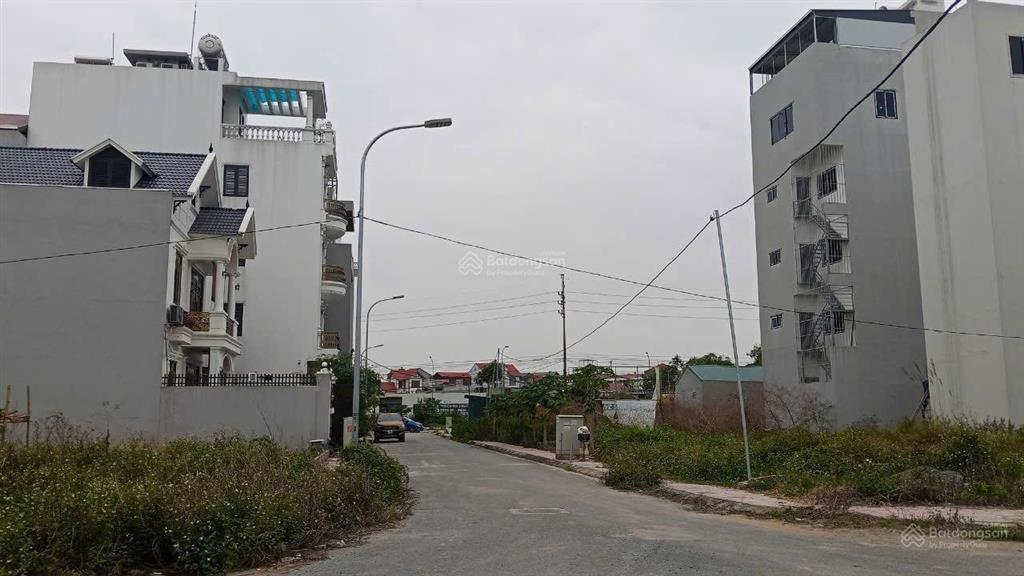 Chính chủ gửi e bán 52m2 dịch vụ 4,5ha vân canh giáp đường vành đai 3.5.  0977 686 ***