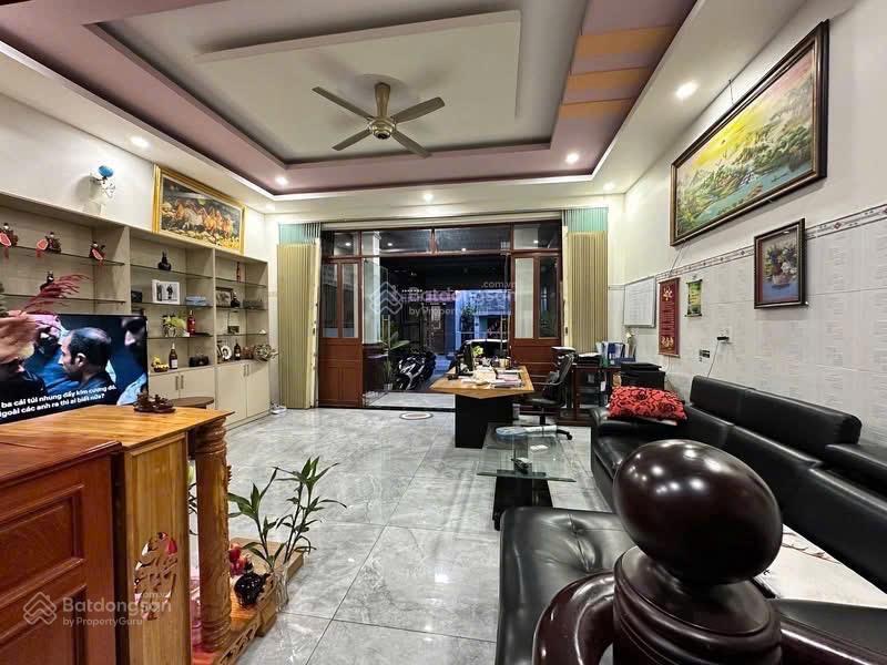 Chủ nhà bán 1 trệt 1 lầu hẻm nhựa 6m huỳnh văn lũy thông qua kcn đại đăng, ở kết hợp mở văn phòng