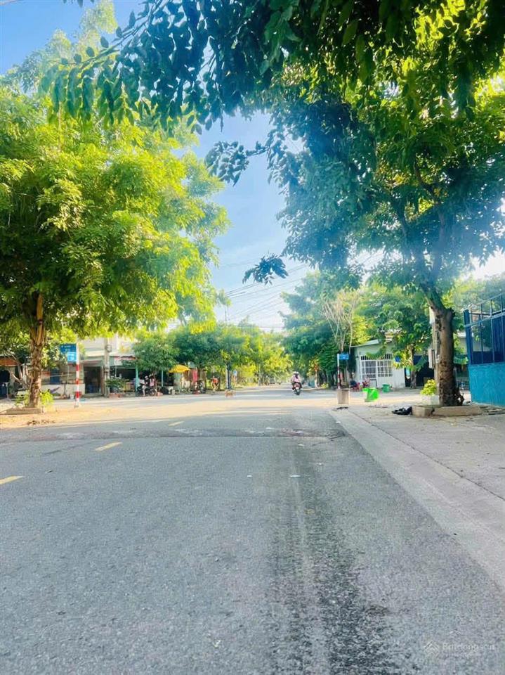 Chủ nhà cần bán gấp nhà mặt tiền đường d12 khu 1, phường phú tân, gần chợ, phù hợp kinh doanh