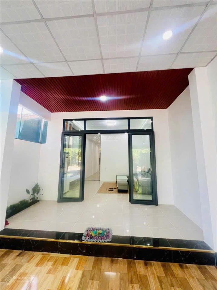 Chủ nhà cần bán gấp nhà mặt tiền đường d12 khu 1, phường phú tân, gần chợ, phù hợp kinh doanh