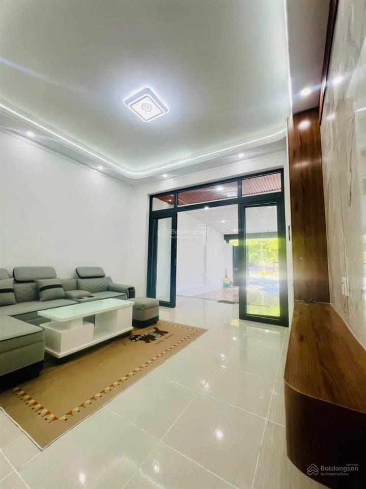 Chủ nhà cần bán gấp nhà mặt tiền đường d12 khu 1, phường phú tân, gần chợ, phù hợp kinh doanh