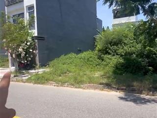 Bán lô đẹp đường nguyễn xiển, dt 91,3m2, bãi tắm sơn thuỷ